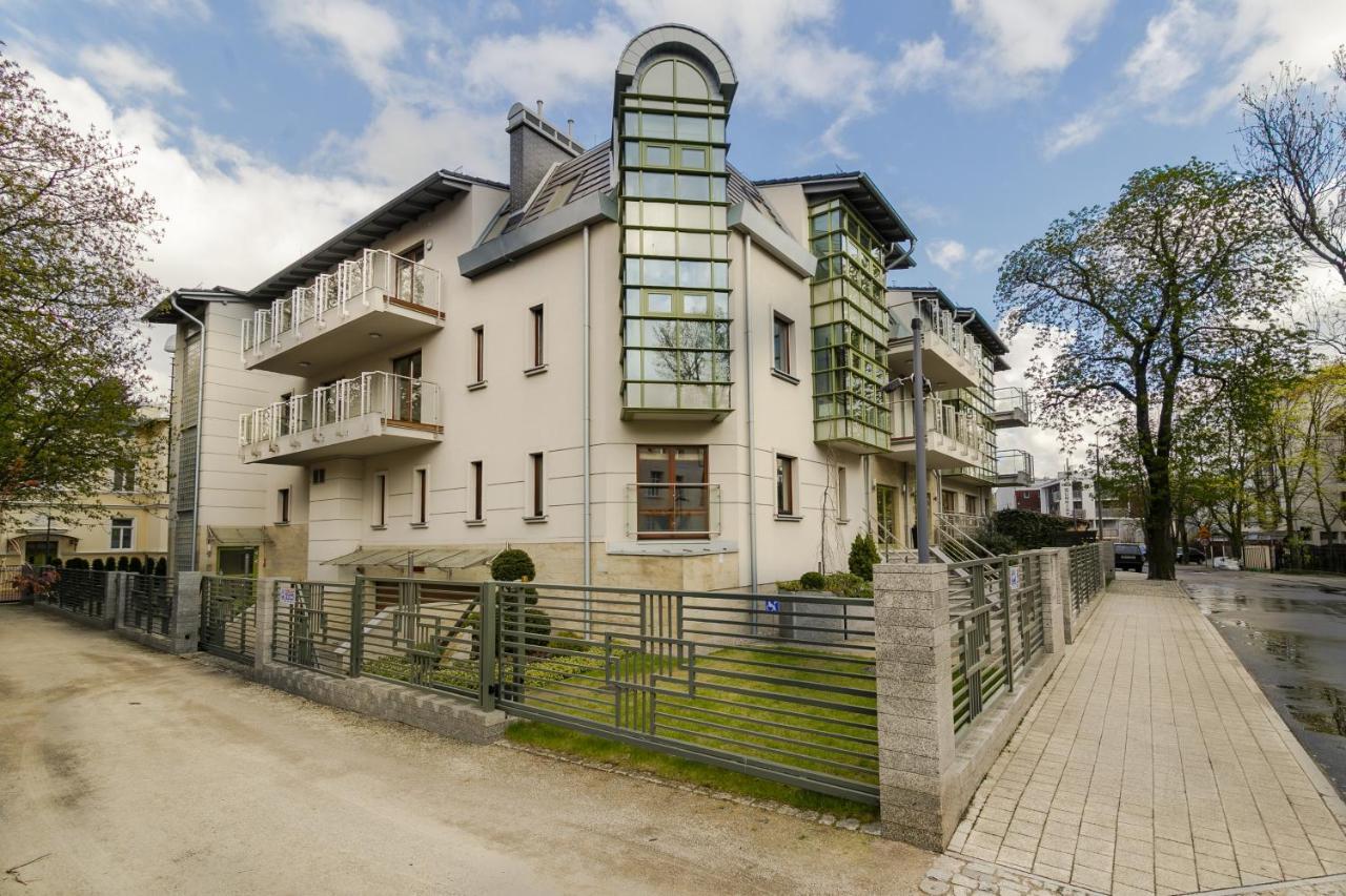 Apartment With Terrace And Sauna By Grand Apartments ソポト エクステリア 写真